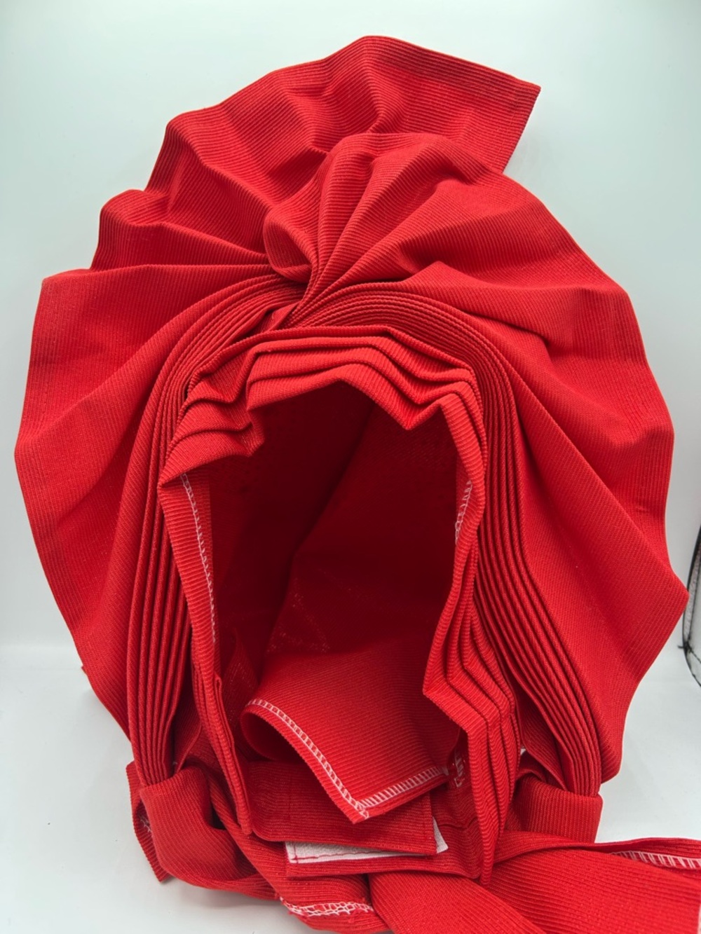 (1) Red Pleated African Auto Gele